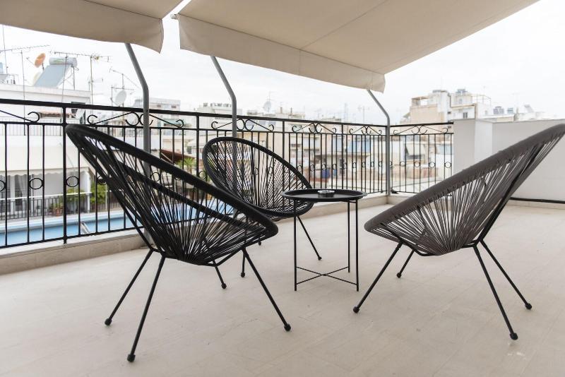 Piraeus Premium Suites Exterior photo