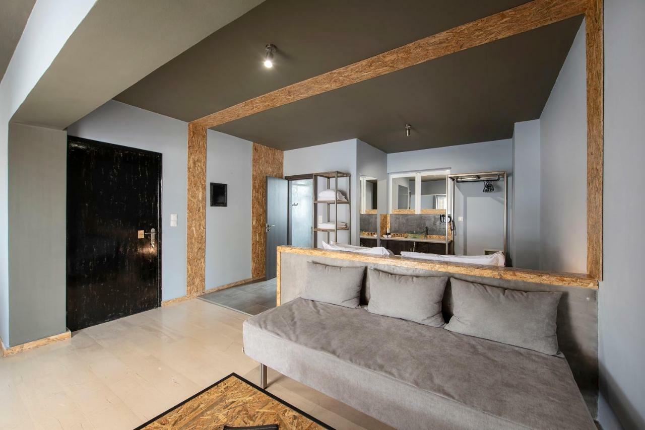 Piraeus Premium Suites Exterior photo